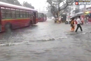 Heavy Rains Lash Mumbai: Rescue Operations On