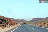 Road Transport and Highways Ministry, Road Transport and Highways Ministry, 22 highway stretches may double up as airstrips nitin gadkari, Gadkari