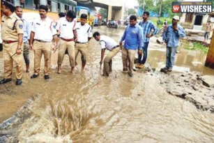 Hyderabad District Authorities Evacuate People
