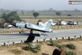 Yamuna Expressway, Indian Air Force, iaf s mirage jet gets a safe landing on yamuna expressway in trial land, Yamuna