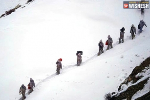 Jammu and Kashmir: Jawan Forced to Carry Mother&rsquo;s Dead Body