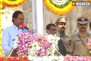 FLASH NEWS: KCR to host Independence Day at Golconda Fort