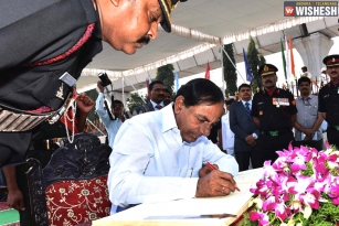 KCR in footsteps of Jayalalitha!