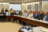 Kamal Haasan, Kamal Haasan, kamal meets tamil nris in usa generates political ideas, Nris