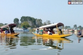 Jammu and Kashmir latest, Jammu and Kashmir updates, kashmir opens for tourists again after the travel ban, Tourists