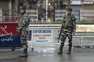 Kashmir Valley to be Locked Down for Two More Months