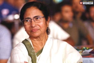 Mamata offers food grains at Rs 2 per KG