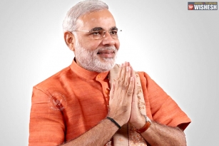 Modi to meet Netaji&rsquo;s family members today