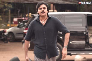 Official: Pawan Kalyan as Bheemla Nayak