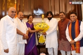 Pawan Kalyan updates, Pawan Kalyan, pawan kalyan spends busy time in new delhi, Three capitals