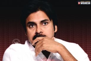 Pawan reacts to Pushkaraalu deaths