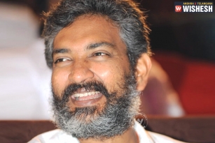 Rajamouli To Work With Superstar Rajinikanth Soon?