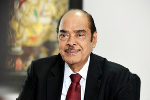 Producer Ramanaidu is no more