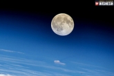 Rare super blue moon, Blue moon speciality, rare super moon on indian sky, Near