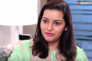 Renu Desai Slams Pawan&rsquo;s Fan In Style