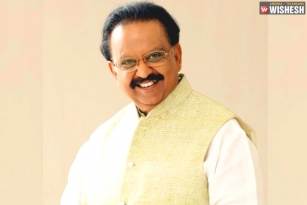 SP Balasubrahmanyam Still on Ventilator, Health Bulletin Released