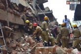 old city, school, school building collapses in hyderabad 2 killed 7 injured, Old city
