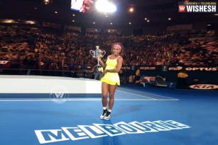 Serena triumphs Australian Open
