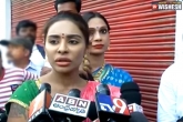 Sri Reddy interview, Sri Reddy interview, sri reddy s verbal abuse on pawan kalyan crosses limits, Buses