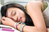 poor sleep in teens, sleep disorders of teenagers, teenagers should keep away from smartphones, Teenager