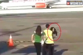 woman chasing flight updates, woman chasing flight latest, woman tries to chase a plane after missing her flight, Chasing