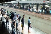 suresh prabhu, train services, worst situation since 26 7 incident in mumbai, Suresh prabhu