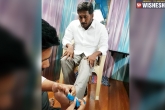 YS Jagan, YSRCP, ys jagan s blisters follows his father, Y s jagan mohan reddy
