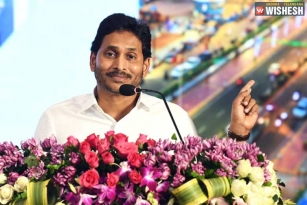 YS Jagan announces ruling from Vizag in Next Term