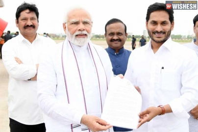 YS Jagan Discusses Special Category Status For AP With Modi