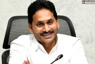 YS Jagan to do mass housewarming ceremony