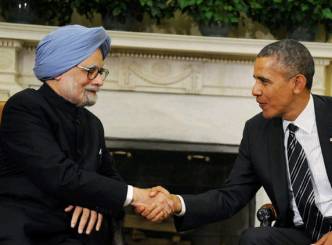 US President Obama Breaks Protocol for PM