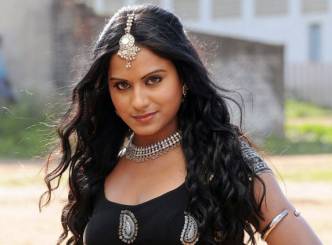 Kathi heroine arrested for prostitution