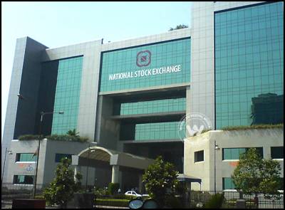 Nifty touches 7,000