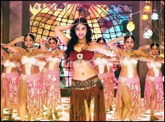 Watch: Sultry Shruti in Tevar