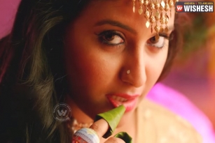 Anjali to settle as item girl!
