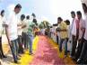 lokesh, nani, babu gets red carpet welcome in vastunna mee kosam, Gandhi jayanti