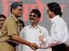 MNS, Raj Thackeray, police constable greets raj thackeray publicly criticizes senior police, Azad maidan