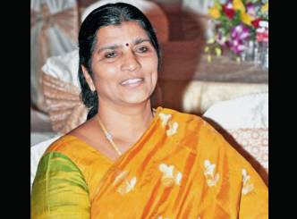 Lakshmi Parvathi to sue Speaker