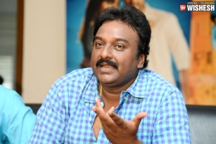 Katthi? With Chiranjeevi? - VV Vinayak