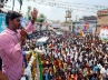 Odarpu in Guntur district, tension in Kunkalakunta village, eggs stones hurled at jagan, Eggs