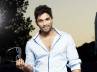 allu arjun stylish star, spain iddarammailatho allu arjun, stylish star in spain for two girls, Iddarammailatho