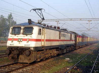 Satellites to track Indian Railways