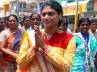 ys sharmila, ysrc, eggs tomatoes at sharmila, Sharmila padayatra