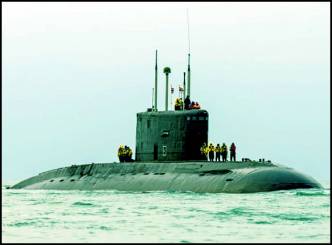 INS Sindhurakshak catches fire