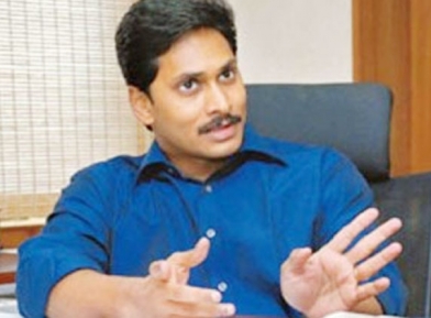 Jagan calls it historic, challenges Cong to disqualify his group, conduct bypolls 
