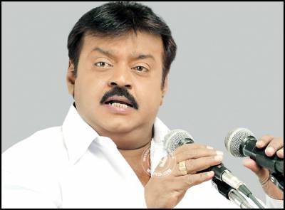 Vijayakanth donates 10 lakhs