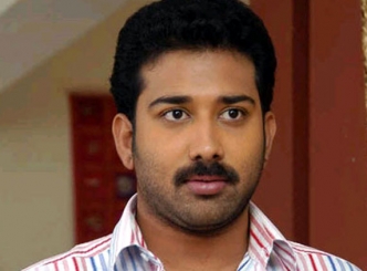 Actor Siva Balaji attends court