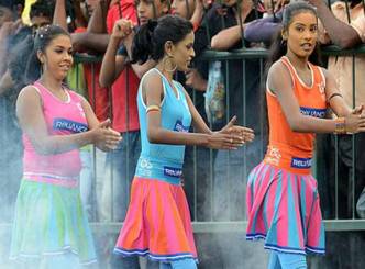 Cheer Leaders fall short of entertainment in T20 World Cup 2012