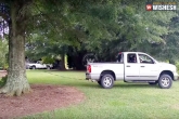prank truck pulling tree, prank truck pulling tree, prank truck pulls a tree, Truck