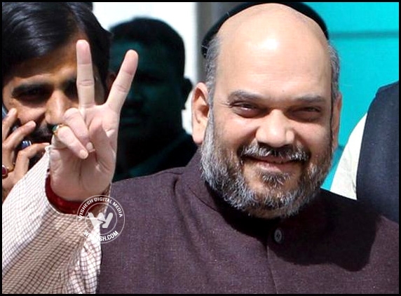 Akhilesh, Mayawati hit back at Amit Shah